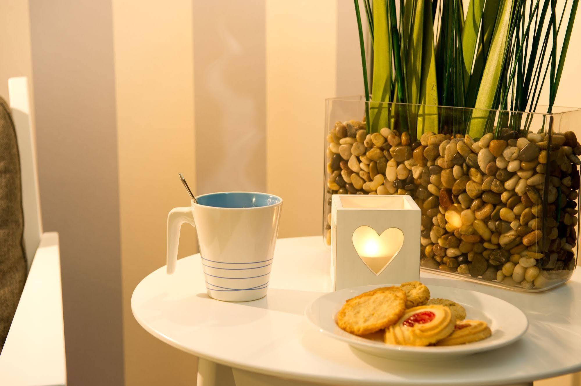 Attendo Park Hotell Huddinge Exterior foto